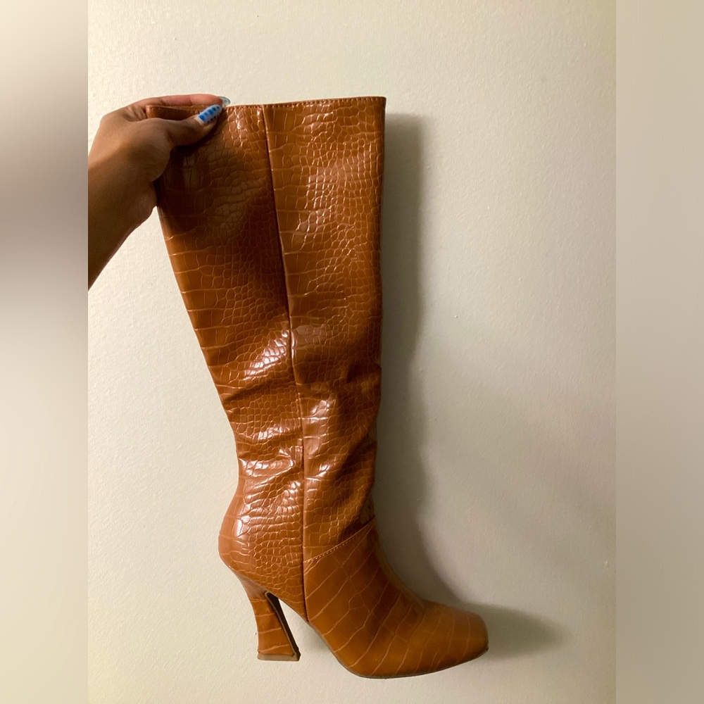 Brown boots